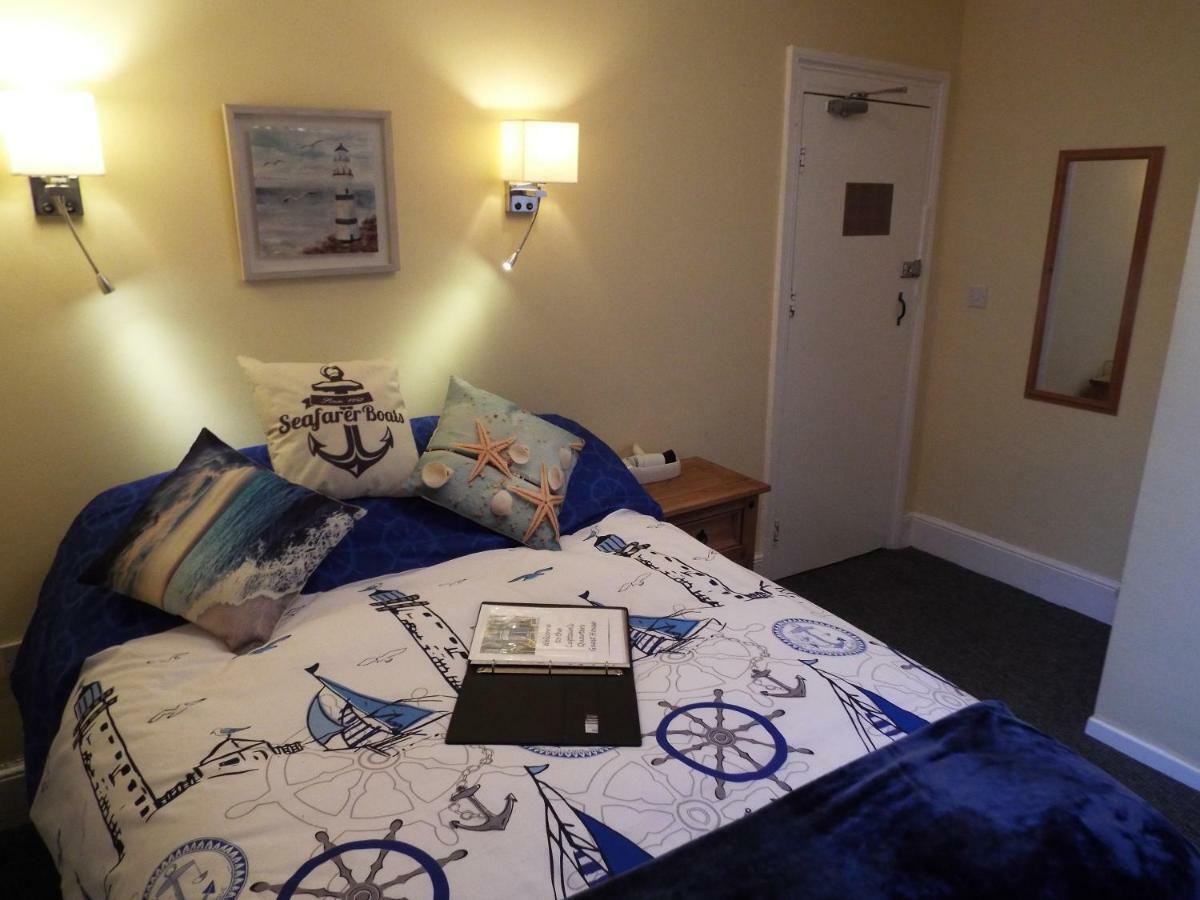 Captain'S Quarters Hotell Southport Exteriör bild