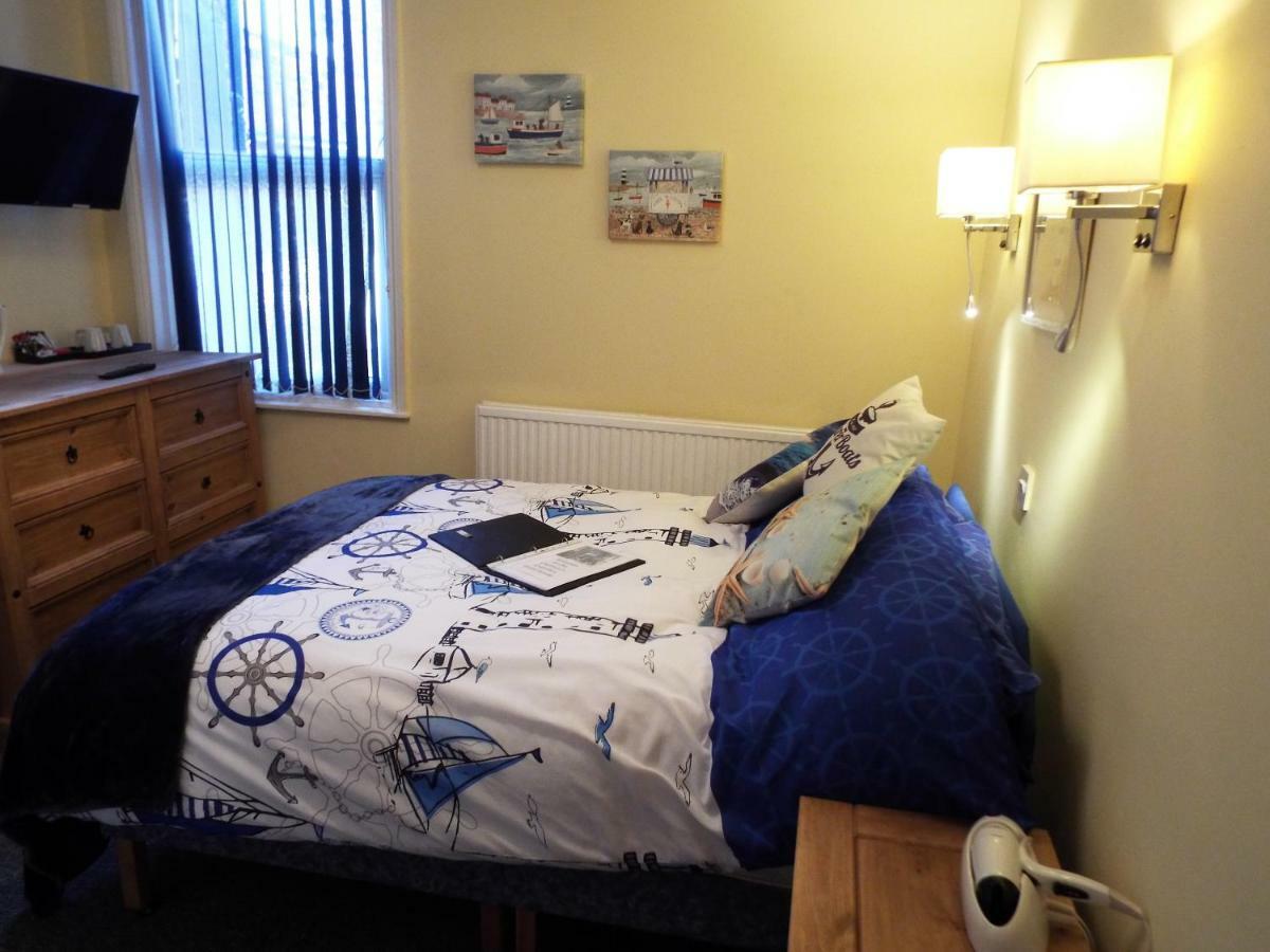 Captain'S Quarters Hotell Southport Exteriör bild